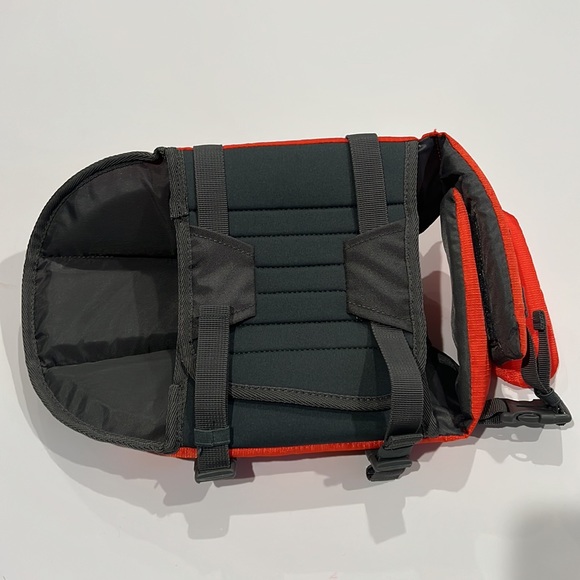 Dog Life Jacket Small - Picture 2 of 4